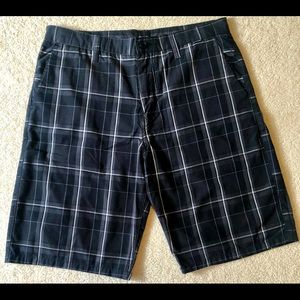 Hurley Plaid Shorts (Size 33)